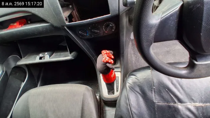 2013 Suzuki Swift – 9