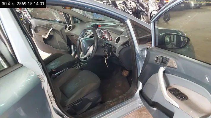 2012 Ford Fiesta – 11