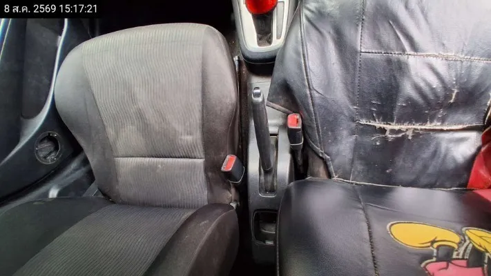 2013 Suzuki Swift – 10