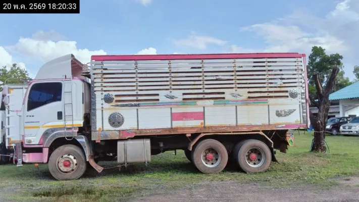 2012 Isuzu FXZ360 – 6