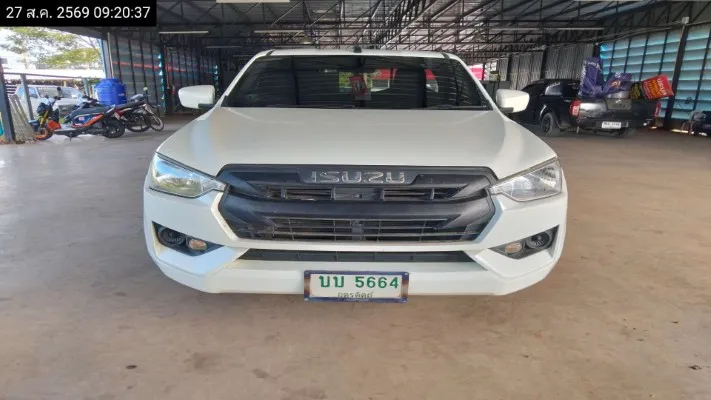 2021 Isuzu D-Max – 1