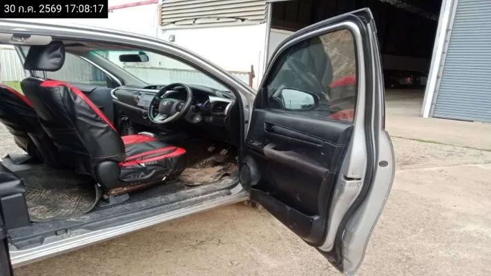 2016 Toyota Hilux Revo – 10