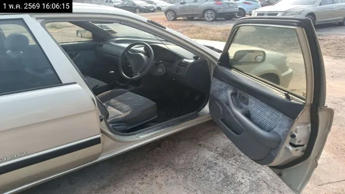 2000 Toyota Soluna – 12