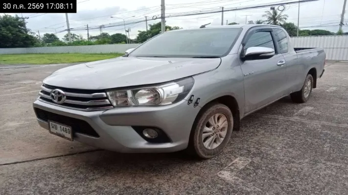 2016 Toyota Hilux Revo – 2