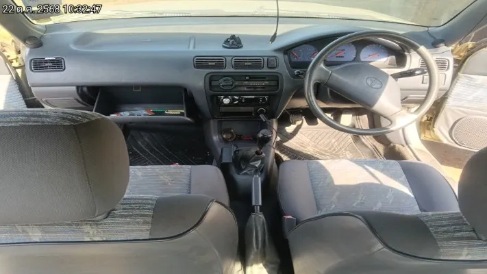 2000 Toyota Soluna – 9