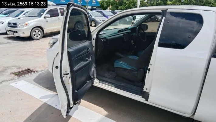 2015 Toyota Hilux Revo – 11