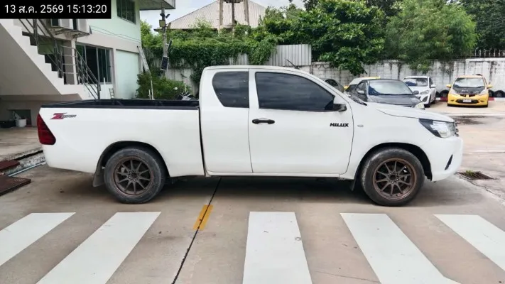 2015 Toyota Hilux Revo – 8