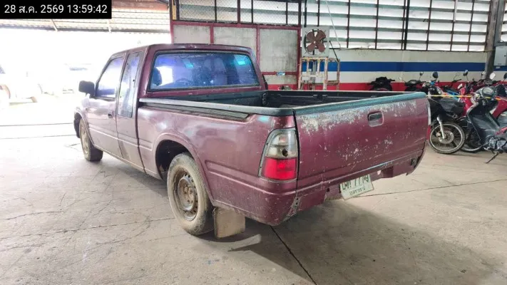 2001 Isuzu D-Max – 6