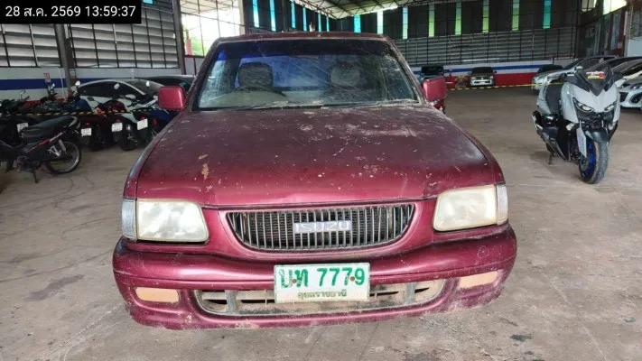 2001 Isuzu D-Max – 1