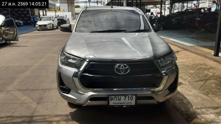 2021 Toyota Hilux Revo – 1