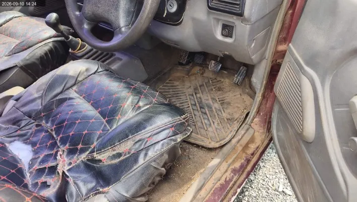 2001 Isuzu D-Max – 12
