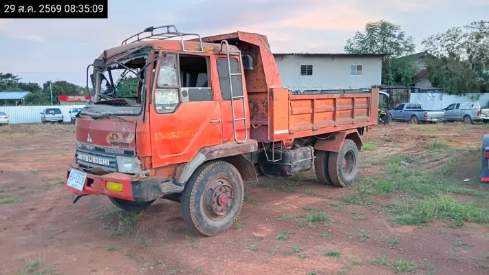 2002 Mitsubishi รถบรรทุก – 3