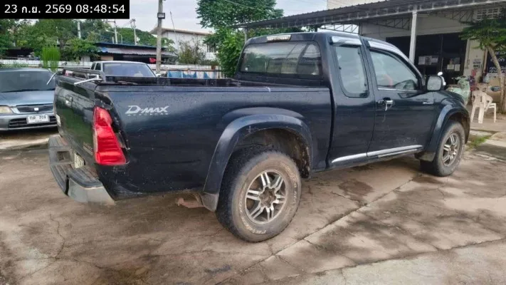2011 Isuzu D-Max – 5