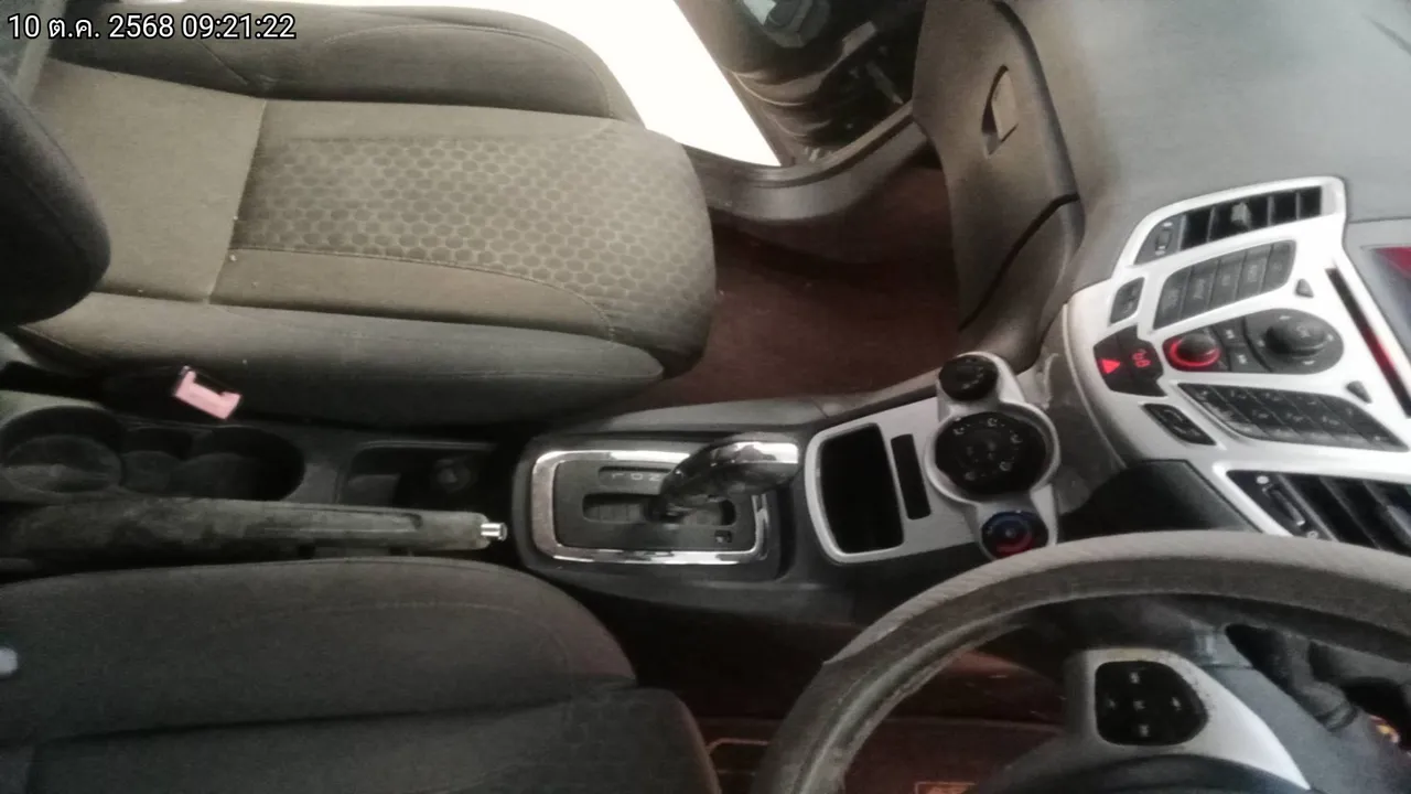2013 Ford Fiesta – 9