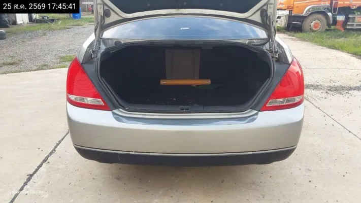 2004 Nissan Teana – 10