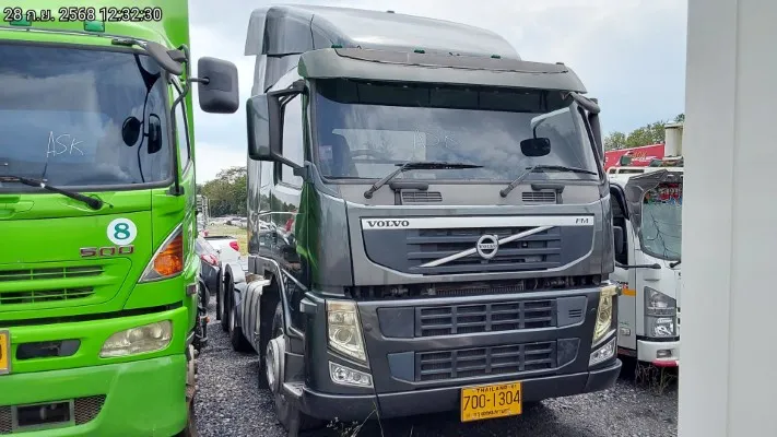 2011 Volvo รถบรรทุก – 1