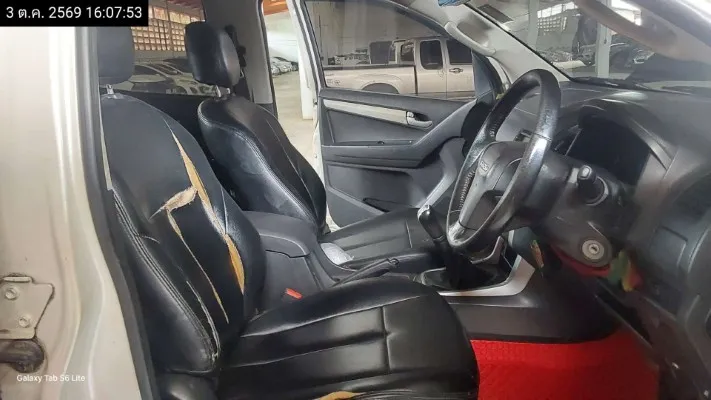 Isuzu D-Max – 10