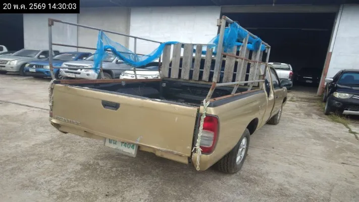 2006 Nissan Frontier – 5