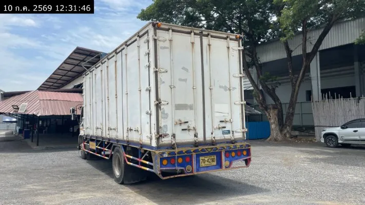 2003 Isuzu รถบรรทุก – 6