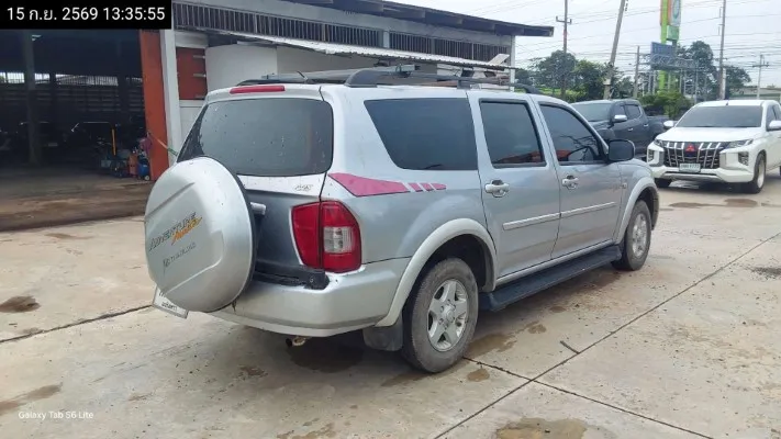 2004 Isuzu MU-7 – 6