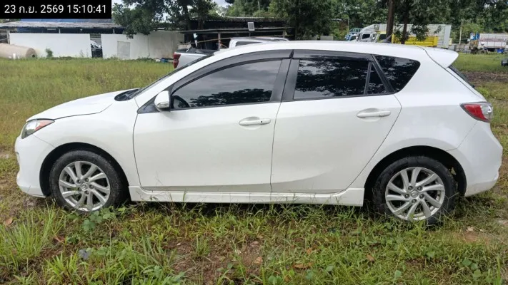 2013 Mazda Mazda3 – 7