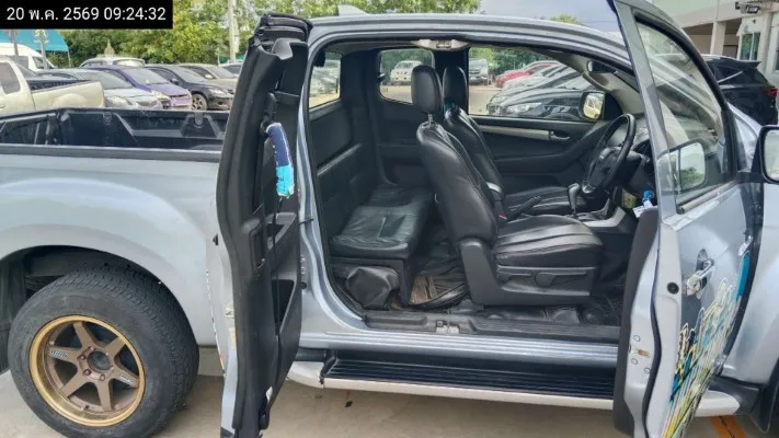 2014 Isuzu D-Max – 11