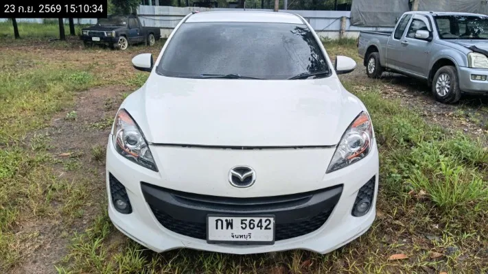 2013 Mazda Mazda3 – 1