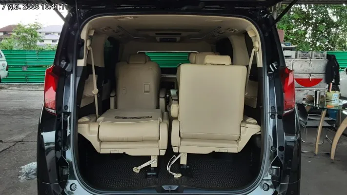 2019 Toyota Alphard – 11