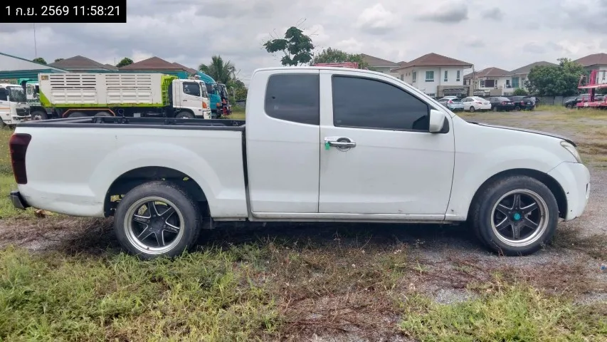 2013 Isuzu D-Max – 5