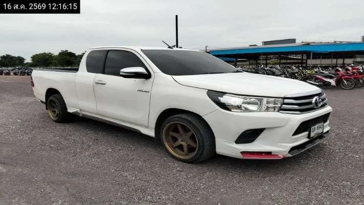 2015 Toyota Hilux Revo – 3