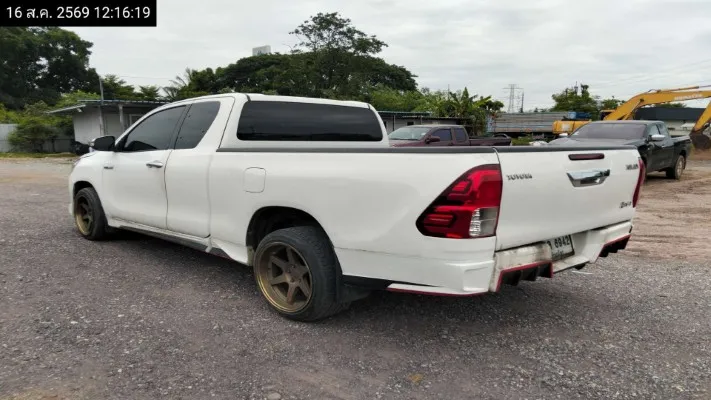 2015 Toyota Hilux Revo – 6