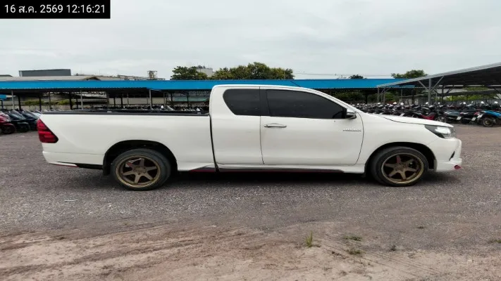 2015 Toyota Hilux Revo – 8