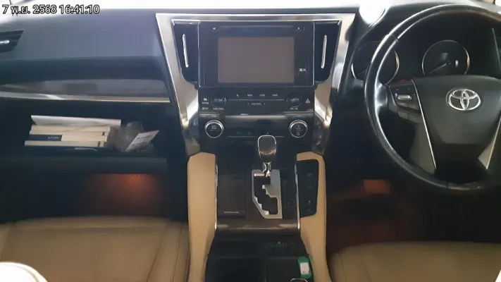 2019 Toyota Alphard – 7