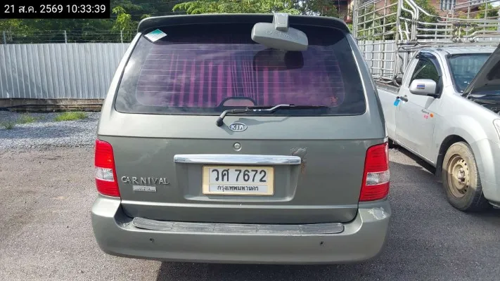 2003 Kia Carnival – 6
