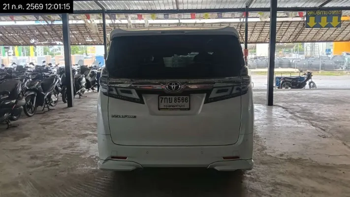 2018 Toyota Vellfire – 4