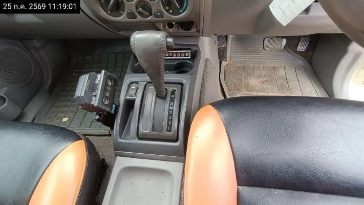 2005 Isuzu D-Max – 9