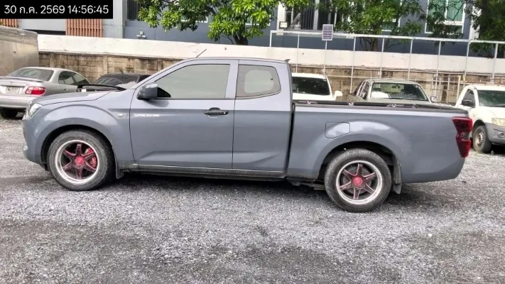 2023 Isuzu D-Max – 7