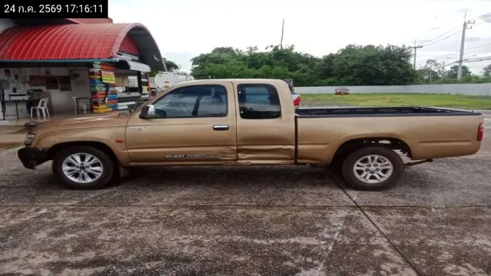 2003 Toyota Hilux Tiger – 7