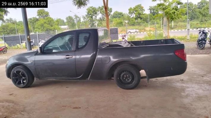 2011 Mitsubishi Triton – 7