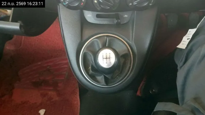 2011 Mazda Mazda2 – 9