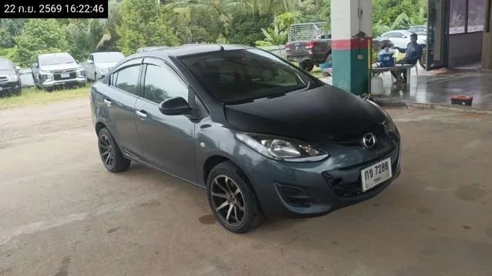 2011 Mazda Mazda2 – 3