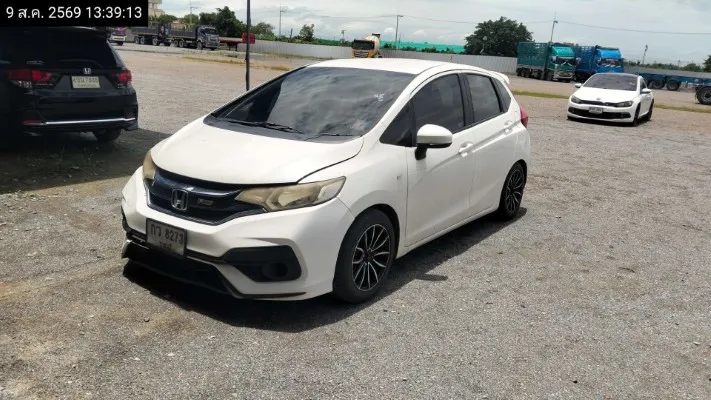 2015 Honda Jazz – 2
