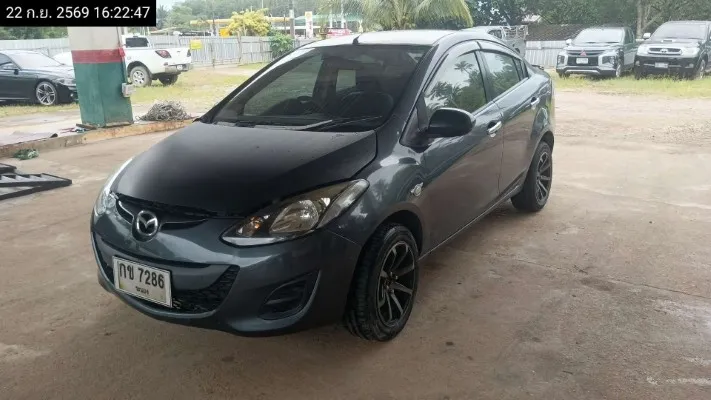 2011 Mazda Mazda2 – 2