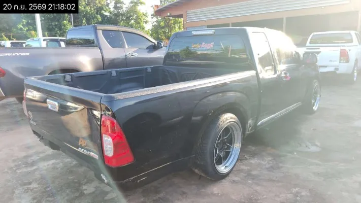 2010 Isuzu D-Max – 5