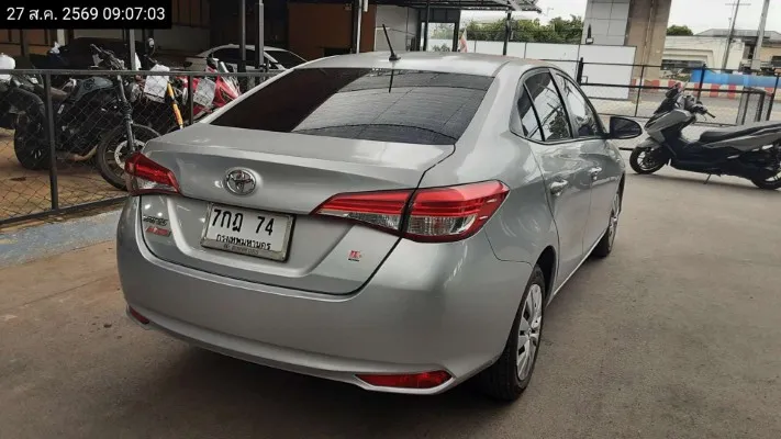 2018 Toyota Yaris Ativ – 5