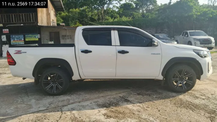 2022 Toyota Hilux Revo – 8