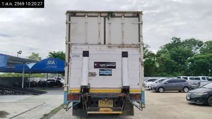 2005 Isuzu รถบรรทุก – 4