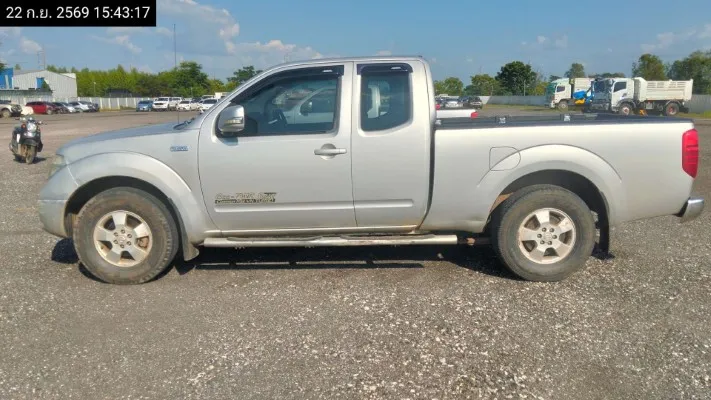 2013 Nissan Navara – 7