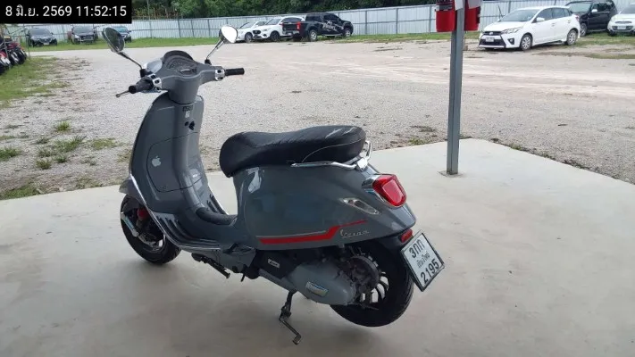 2022 Vespa Sprint – 7