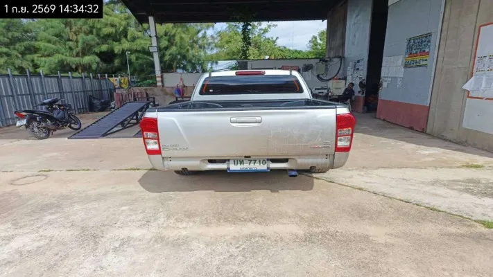 2015 Isuzu D-Max – 4